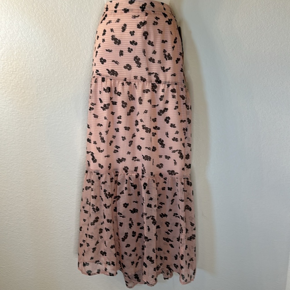 Leith NWT Pink Puff Floral Drift Tiered Maxi Skirt Size Large - Picture 6 of 11